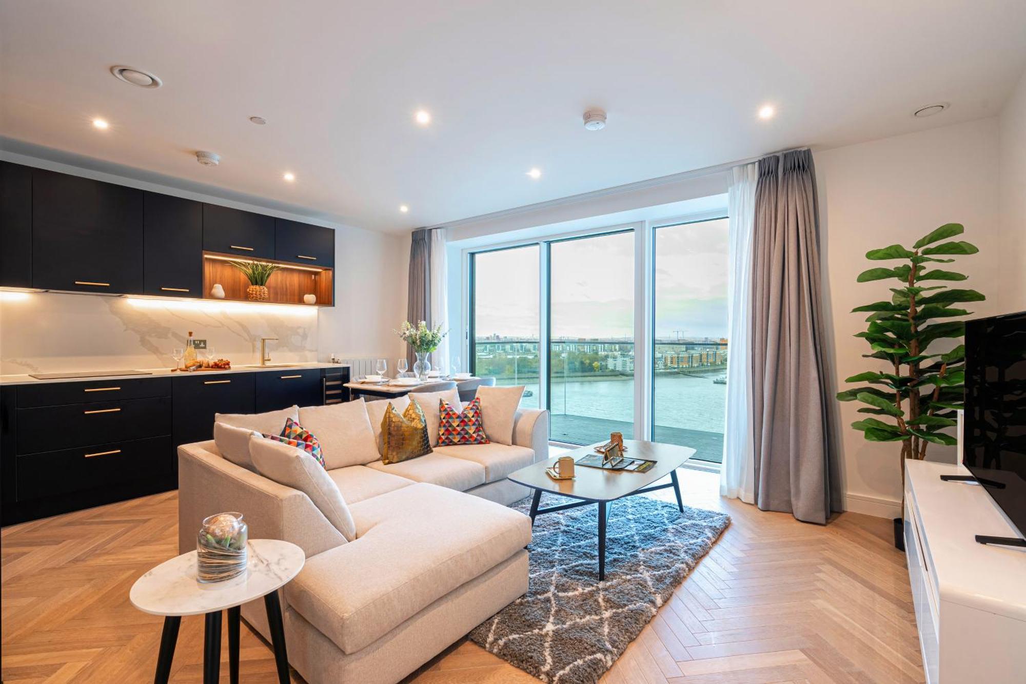 Lux 2 Bed 2 Bath With Riverviews London